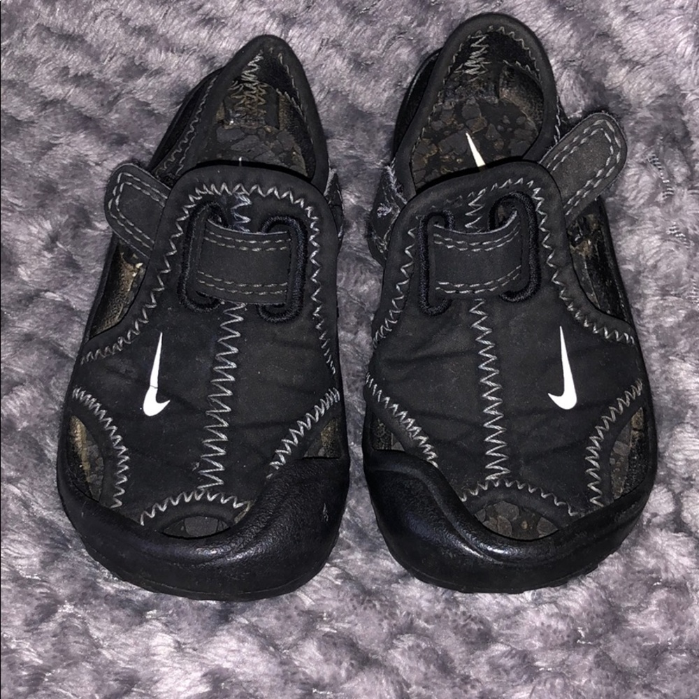 Nike Sandal-Watershoes